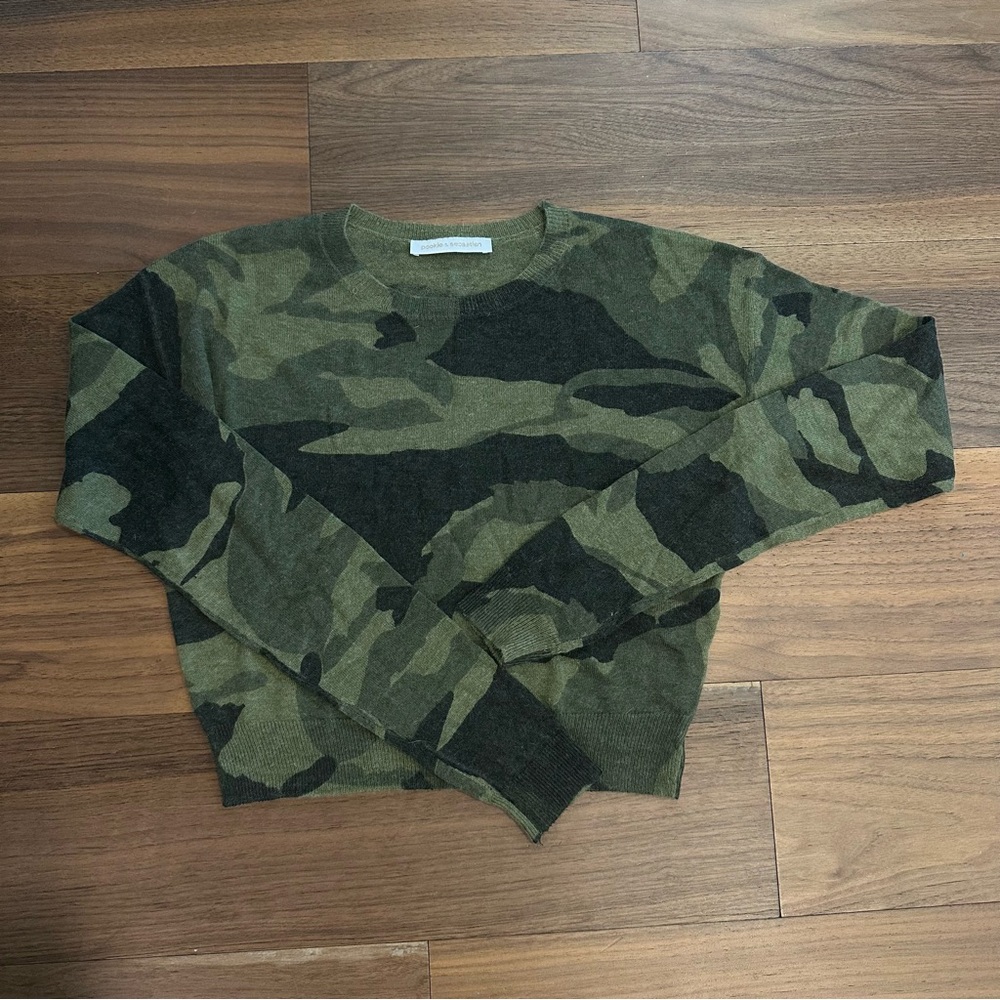 CAMO KNITTED SWEATER